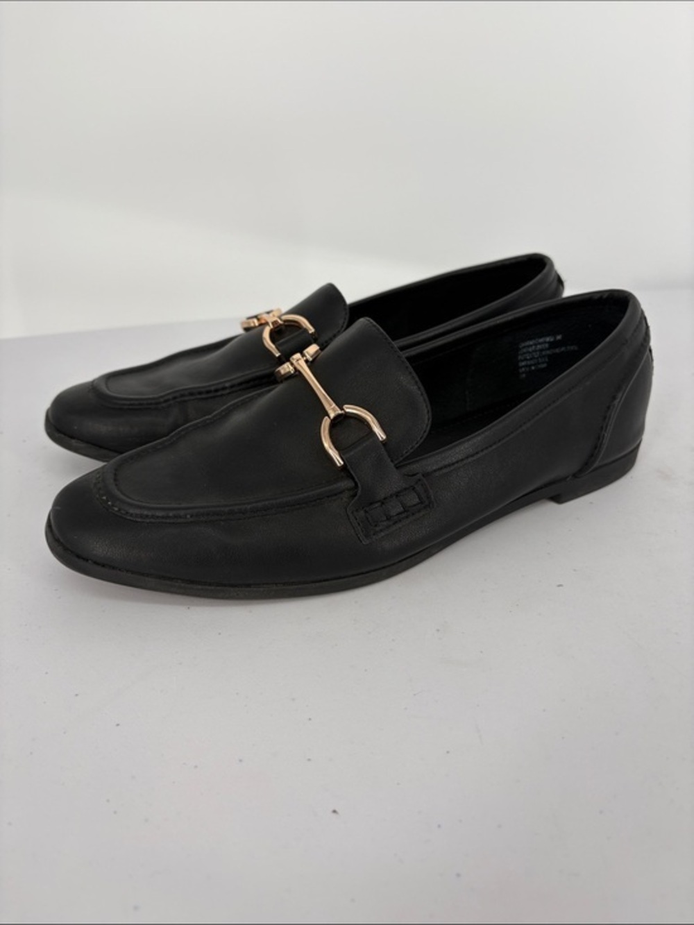 🦢 Steve Madden Carrine Black Leather Loafers with Gold Bit